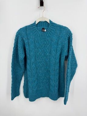 Tey-Art Inc. Women’s S Hand Knit Alpaca Blend crew neck cable knit Sweater blue